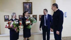 Вячеслав Гладков поздравил сотрудниц оперативных служб с Международным женским днём