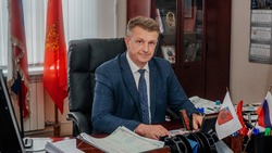 Владимир Переверзев поздравил жителей Борисовского района с Днём Победы