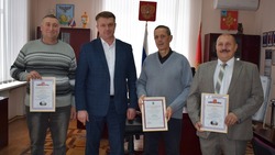 Владимир Переверзев поздравил лучших представителей транспортной сферы Борисовского района