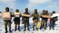 Жители Борисовского района передали посылки участникам СВО к 23 февраля 