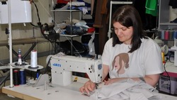 Программа социальных контрактов открыла новые возможности для борисовской мастерицы швейного дела