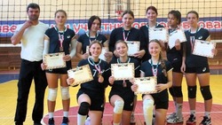 Борисовская команда девушек стала бронзовым призёром первенства Белгородской области по волейболу