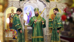 Епископ Софроний совершил Божественную литургию в Богородице-Тихвинском монастыре