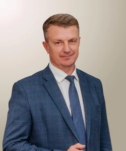 Владимир Переверзев: «Пусть этот день принесёт в каждый дом радость и душевное тепло»