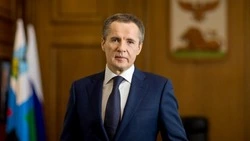 Вячеслав Гладков поздравил женщин Белгородской области с Днём Матери