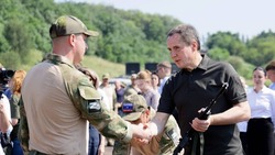 Бойцы территориальной самообороны Белгородской области получили оружие и автомобили УАЗ 