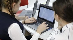 Борисовцы смогут подобрать идеальный лагерь для ребёнка на «Госуслугах»