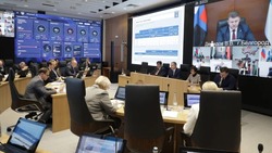 Вячеслав Гладков поручил расторгать контракты с подрядчиками при затягивании сроков работ