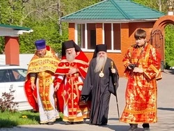  Епископ Авель возглавил Божественную литургию в Борисовском Богородице -Тихвинском монастыре