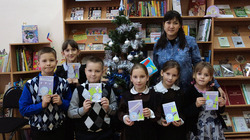 Сотрудники Стригуновской модельной библиотеки организовали для детей игры и конкурсы