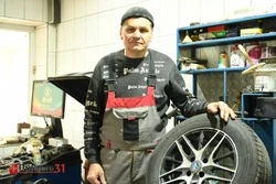 Безопасность и уверенность на дороге. Владимир Гопций из Беленького заслужил доверие местных жителей