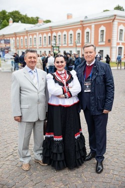 Жительница района Светлана Кофанова выступила на Международном фестивале в Санкт-Петербурге