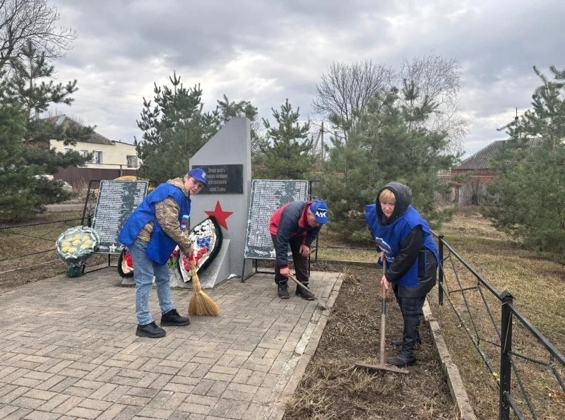 Весенняя уборка началась на территории Борисовского округа