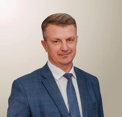 Владимир Переверзев поздравил жителей с Днём работников транспорта