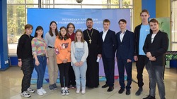Встреча старшеклассников со священником прошла в Борисовке