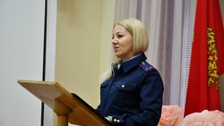 Помощник следователя Борисовского межрайонного следственного отдела встретилась со школьниками 