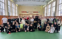 Зарядка с Вадимом Немковым прошла в Борисовской СОШ им. А.М. Рудого