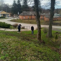 Весенние субботники проходят на территории Борисовского округа