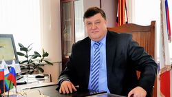 Николай Давыдов поздравил борисовцев с Днём защитника Отечества