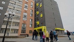 Вячеслав Гладков сообщил о переселении первых 11 семей в новые квартиры из зоны ЧС 