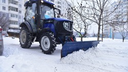 Более 3 тысяч коммунальщиков вышли на очистку снега в Белгородской области