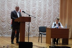 Депутаты приняли отчёт главы администрации Берёзовского сельского поселения Валерия Борисенко