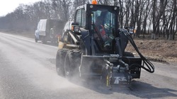 Ямочный ремонт дорог начался в Борисовке