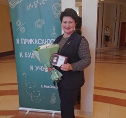 Борисовский педагог получила нагрудный знак «Почётный работник воспитания и просвещения РФ»