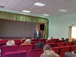 Владимир Переверзев продолжил поездки по сельским поселениям Борисовского района