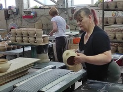 Ремонт в цехе формовки майоликовых изделий Борисовского керамического завода подходит к завершению 