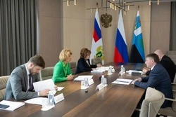 Александр Шуваев встретился с министром сельского хозяйства России Оксаной Лут