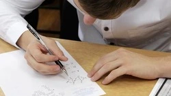 Вячеслав Гладков сообщил о результатах государственной итоговой аттестации в Белгородской области