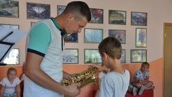 Музыка – жизнь. Борисовский музыкант будет обучать детей игре на саксофоне