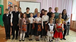Преподаватели и учащиеся Борисовской школы искусств провели концерты для районных школ