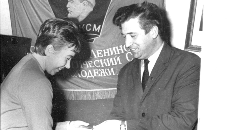 Комсомольцев бывших не бывает картинки