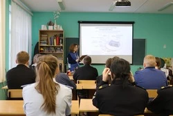 Борисовские волонтёры провели Всероссийский урок Памяти «Блокадный хлеб»