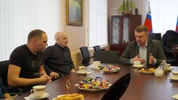 Владимир Переверзев встретился с пришедшими с СВО бойцами 