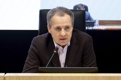 Вячеслав Гладков поздравил работников средств массовой информации с Днём российской печати