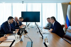 Вячеслав Гладков встретился с министром промышленности и торговли РФ Антоном Алихановым