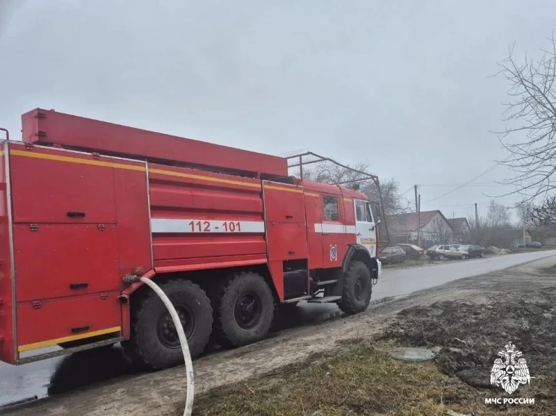Сотрудники МЧС ликвидировали пожар в жилом доме  в посёлке Борисовка