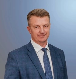 Владимир Переверзев поздравил сотрудников и ветеранов органов внутренних дел с праздником