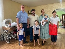Владимир Переверзев встретился с многодетными семьями Борисовского района 