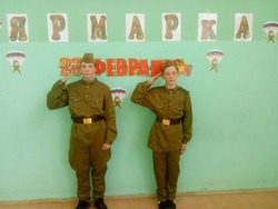 Вклад в общую победу. Благотворительная ярмарка прошла в Октябрьскоготнянской средней школе