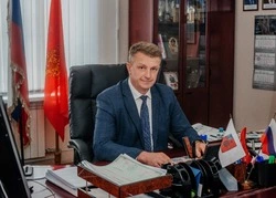 Владимир Переверзев поздравил жителей с Днём работников автомобильного и городского транспорта