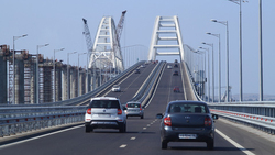Тестовый поезд с журналистами прошёл по Крымскому мосту