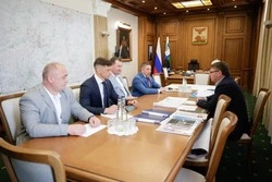 Шуваев встретился с председателем Центрально-Черноземного банка ПАО Сбербанк