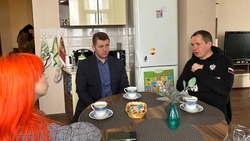 Руководитель региона встретился с семьёй мобилизованного белгородца накануне 23 февраля 
