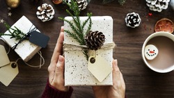 Роспотребнадзор запустил «горячую линию» по вопросу выбора новогодних подарков