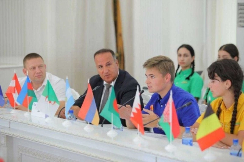 Школьник из Белгорода представит Россию в Молодёжном парламенте БРИКС