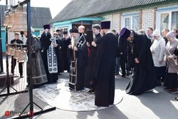 Епископ Губкинский и Грайворонский Авель освятил колокола для храма Василия Великого в селе Крюково